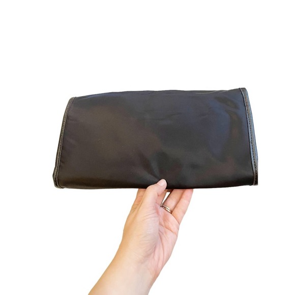 NWT KC Jagger Envelope Makeup Travel Clutch Black Velcro - Picture 4 of 7